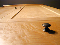 Armoire Detail