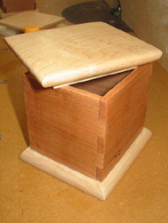 Cherry and Bird's-eye Maple Ring Box